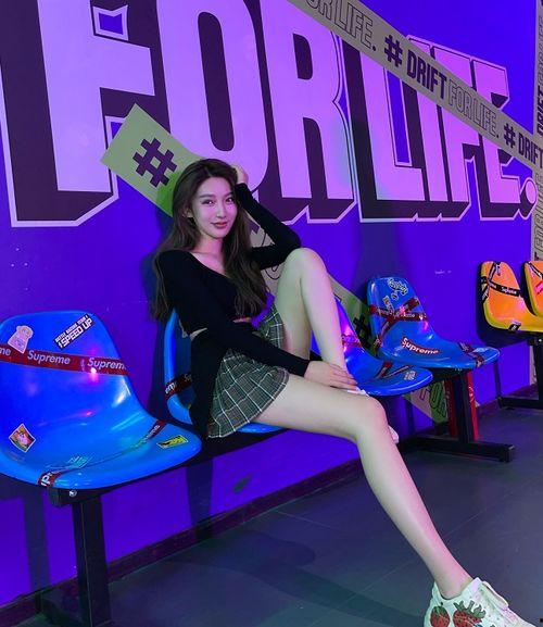 天爱夫妇朋友爆料视频,甜蜜背后的故事  第1张