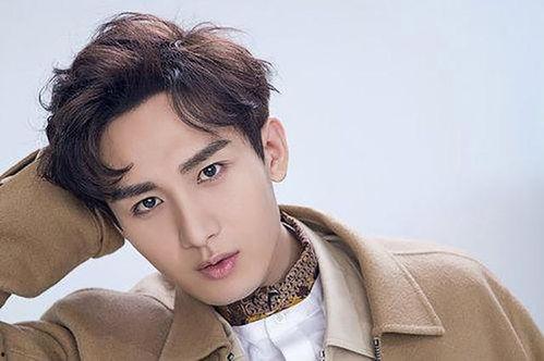 沉香成毅恋情爆料最新消息,甜蜜互动引网友热议,恋情细节揭秘!” 第1张 沉香成毅恋情爆料最新消息,甜蜜互动引网友热议,恋情细节揭秘!” 第1张